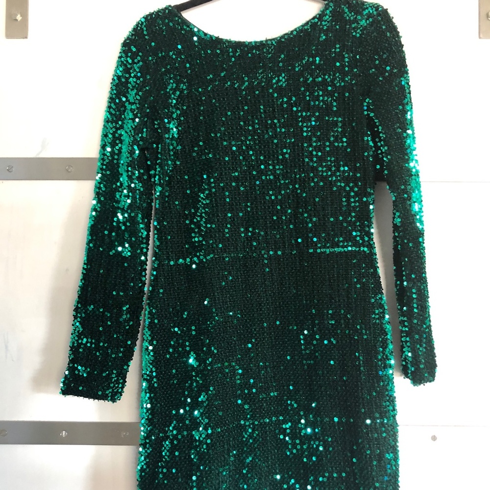 Green sparkle sequence dress